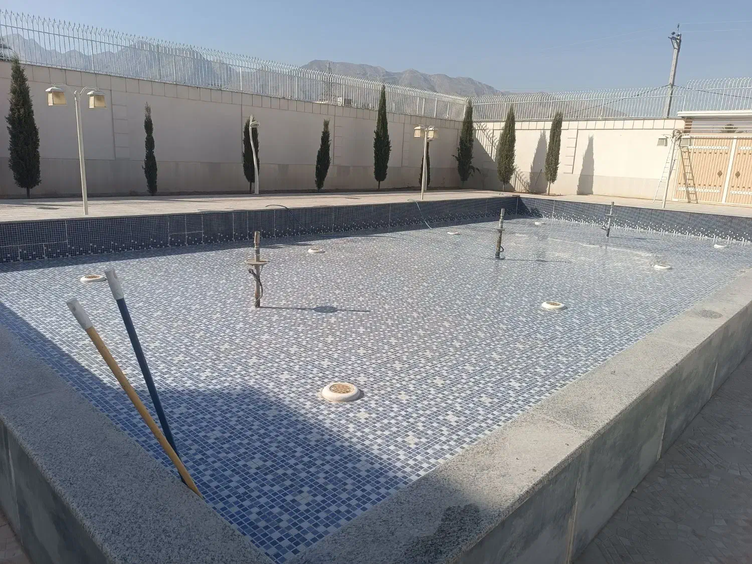 خدمات تخصصی عایقکاری|خدمات پیشه و مهارت|جهرم, |دیوار