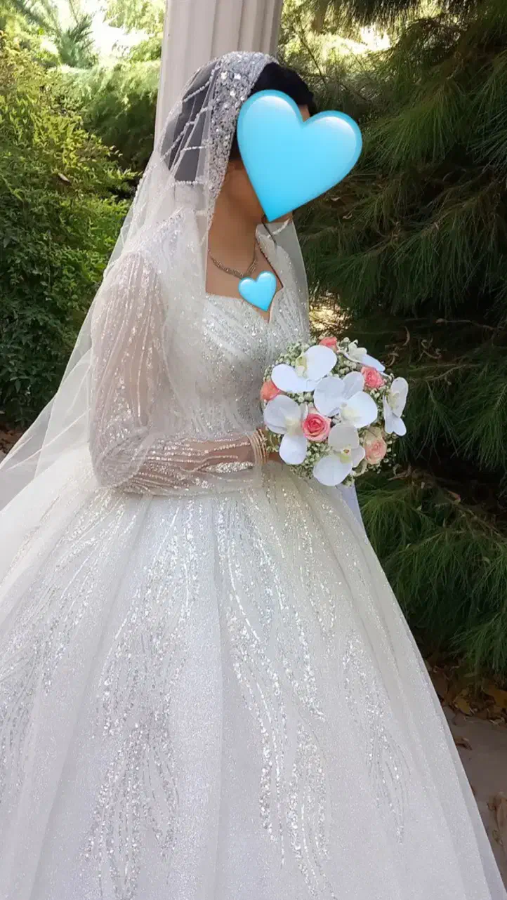 لباس عروس عربی|لباس|رباطکریم, رباطکریم|دیوار