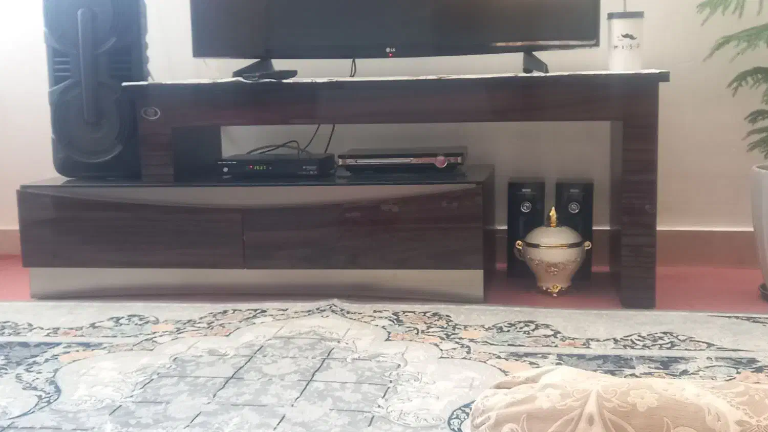 میزتلوزیون|میز تلویزیون|اهر, |دیوار