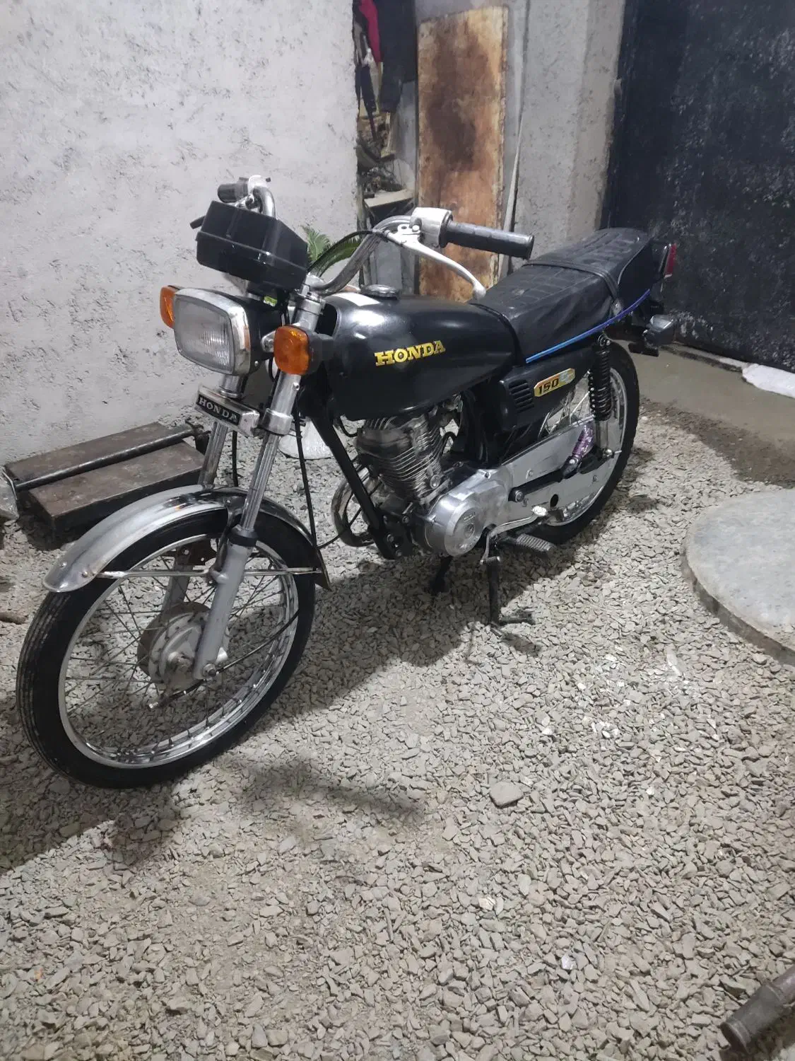 موتور۱۲۵ با برگع مزائده|موتورسیکلت|رشت, منظریه|دیوار