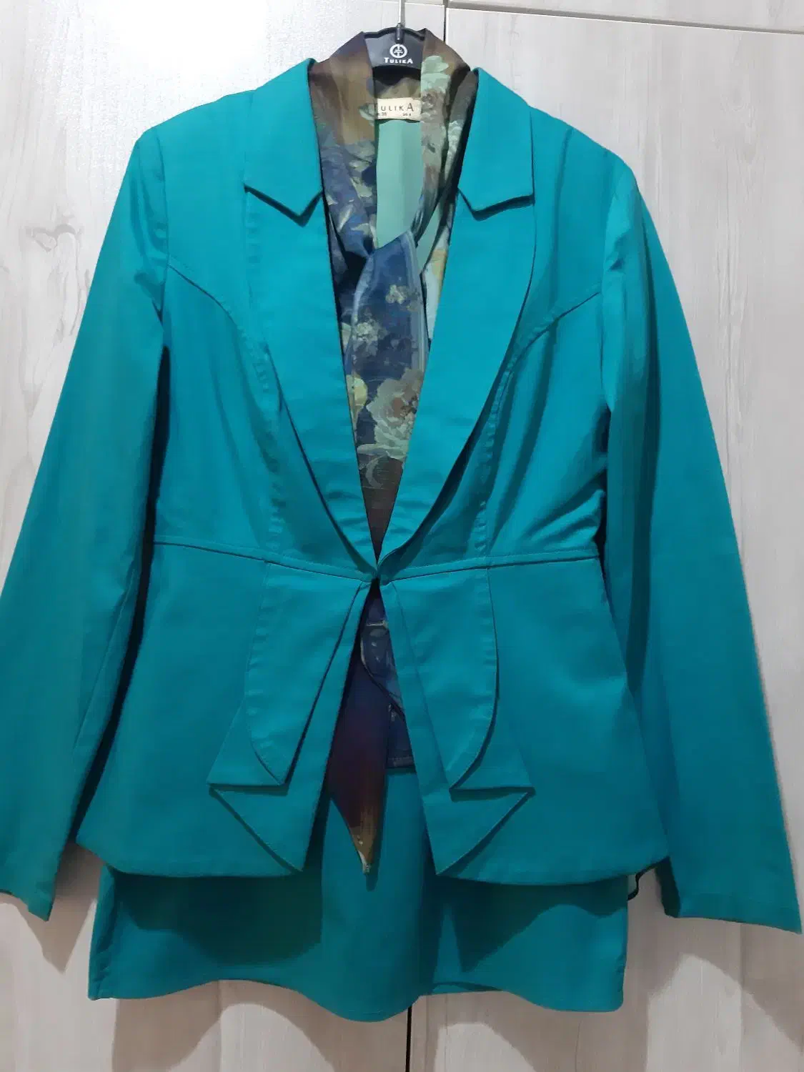 لباس مجلسی کت و دامن برند تولیکا|لباس|محمدشهر, ولدآباد|دیوار