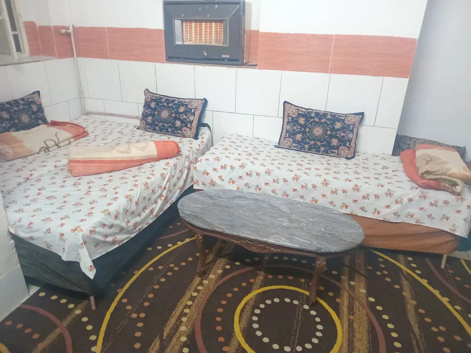 مسافر خانه طاهری|اجارهٔ کوتاه‌مدت آپارتمان و سوئیت|قم, قم نو|دیوار