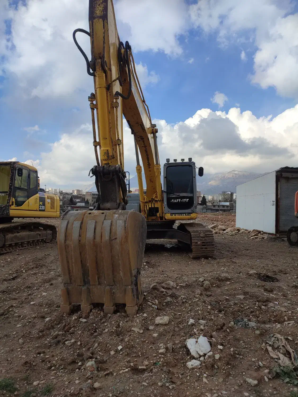 خاکبرداری گودبرداری تخریب ساختمان|خدمات پیشه و مهارت|ایلام, |دیوار