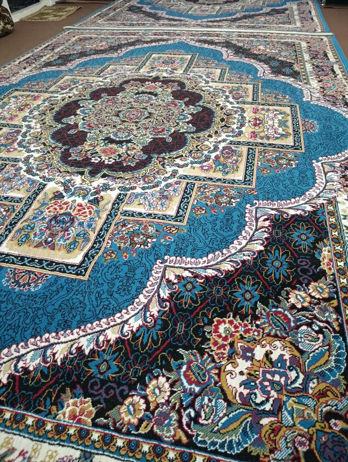 فرش کاشان ۷۰۰شانه تمیز سالم سلطانیه ۹متر۲عدد|فرش|زنجان, |دیوار