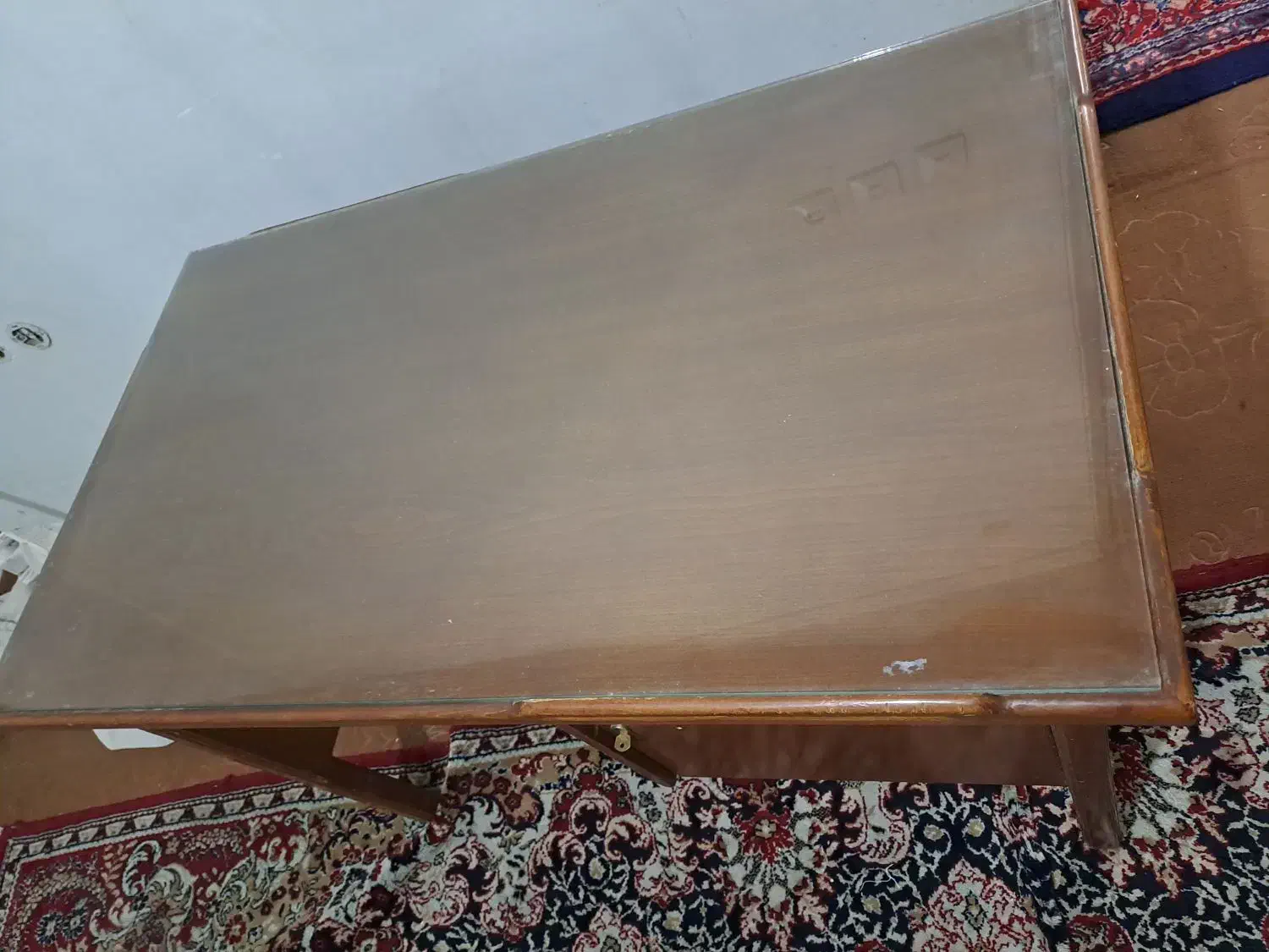 میز تحریر و صندلی|میز تحریر و کامپیوتر|اراک, |دیوار