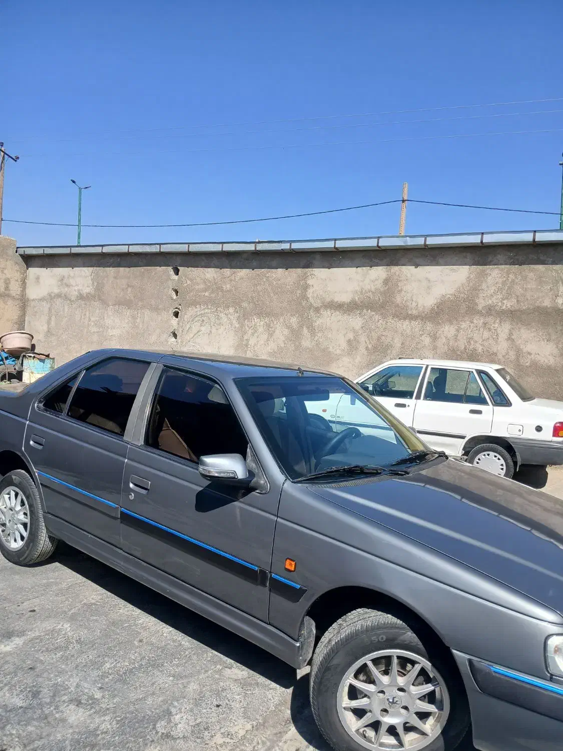 پژو پارس|خودرو سواری و وانت|بروجرد, |دیوار