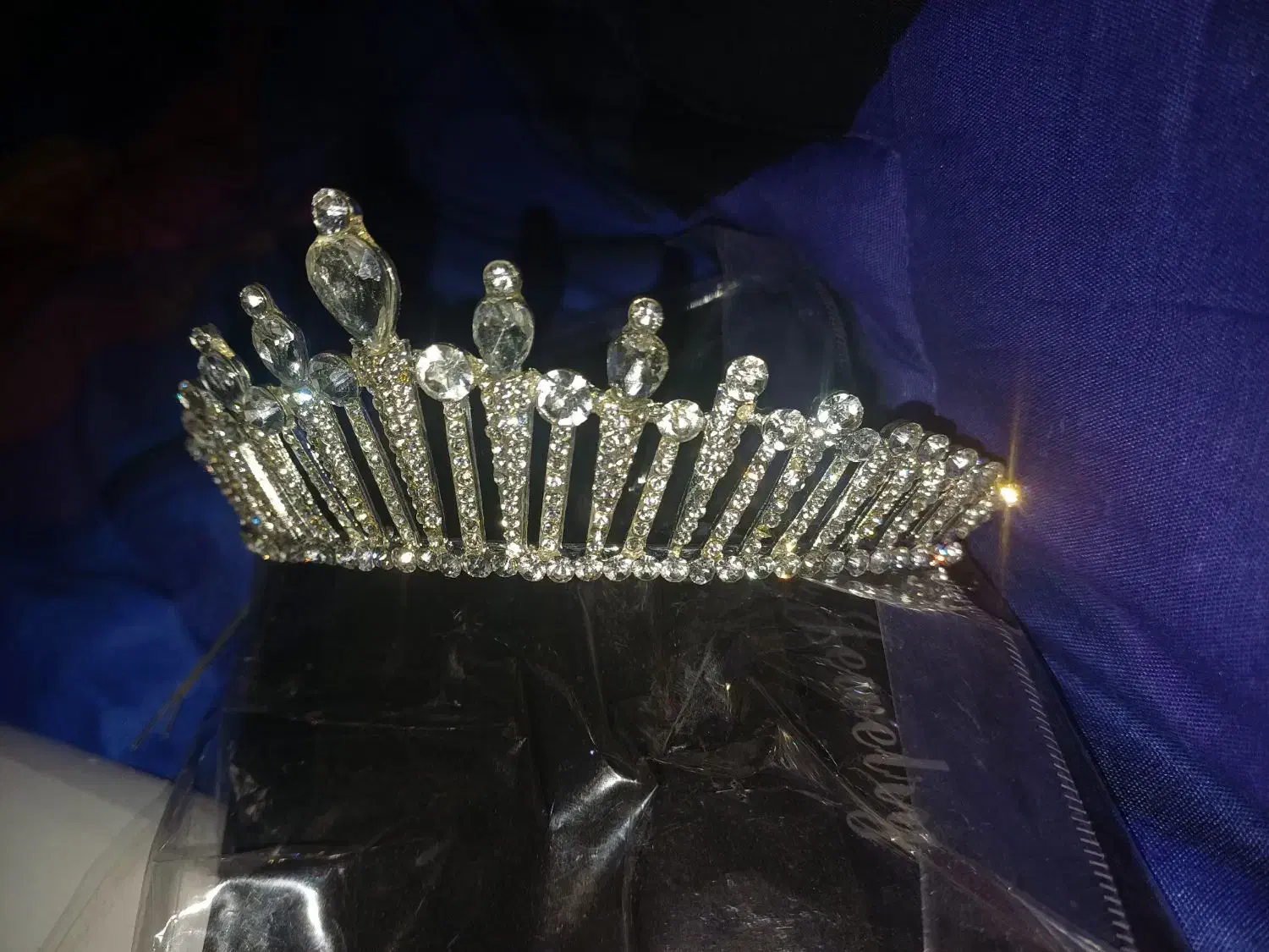 تاج عروس کاملا نو|زیورآلات و اکسسوری|تهران, دهم فروردین|دیوار