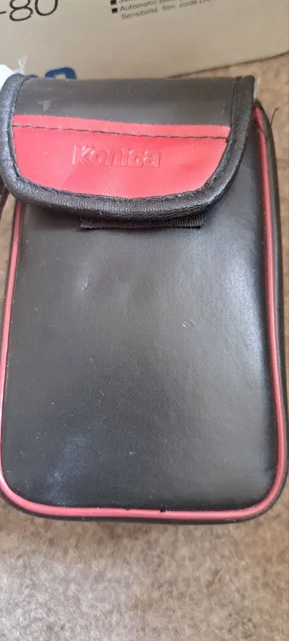 دوربین عکاسی کونیکا|دوربین عکاسی و فیلم‌برداری|همدان, |دیوار