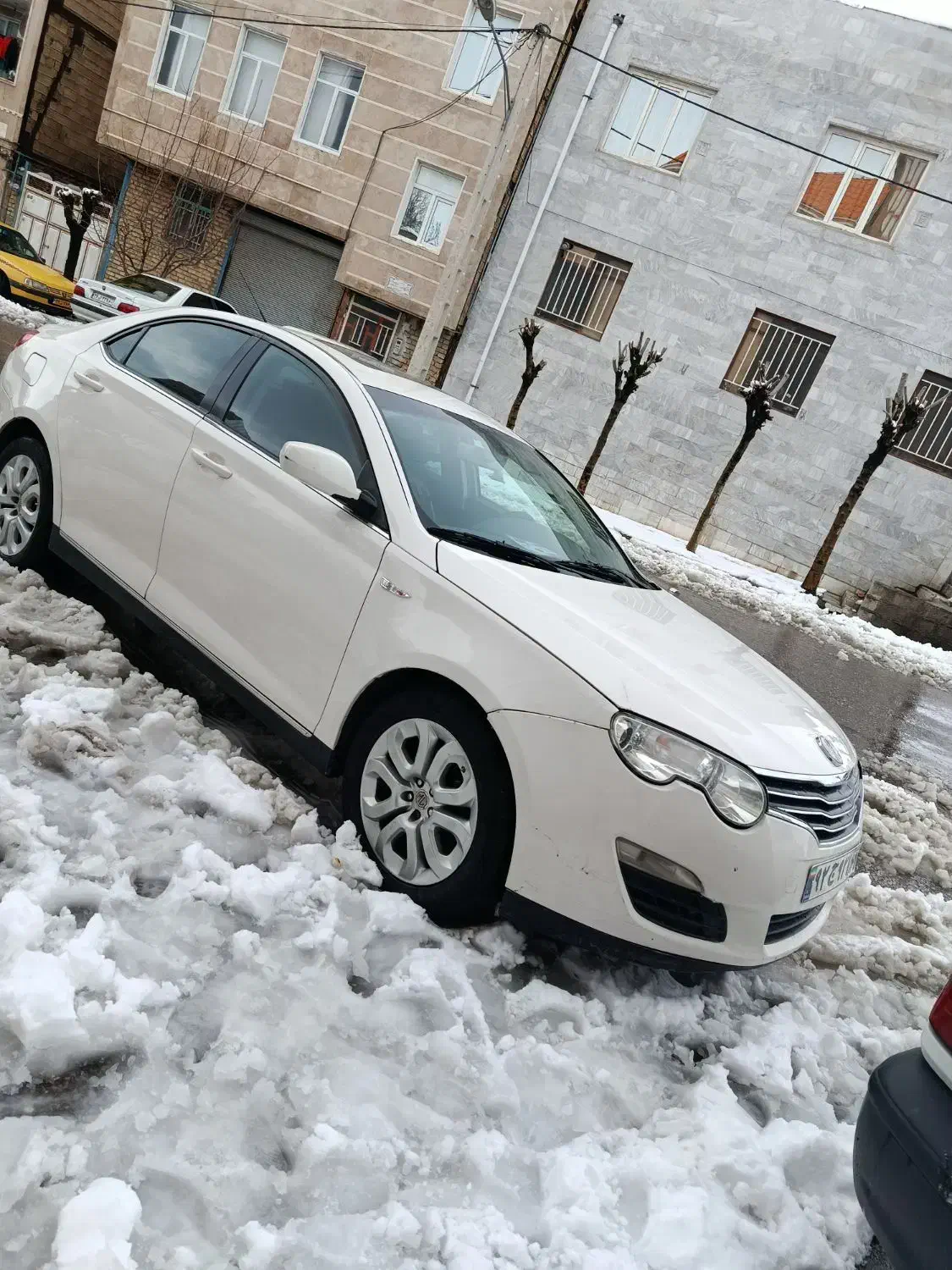 ام جی 550|خودرو سواری و وانت|همدان, |دیوار