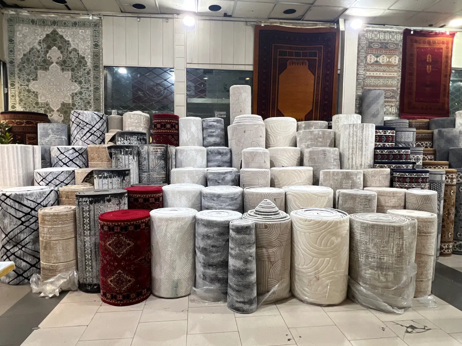 فرش کناره ترمز دار|فرش|کرج, حصارک بالا|دیوار