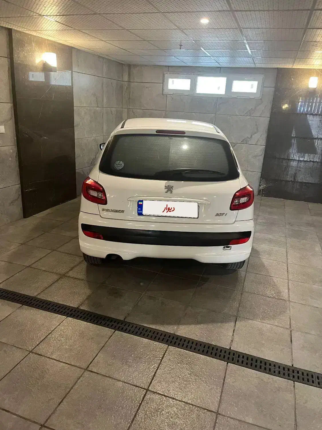 207مدل ۹۷ اتومات فابریک|خودرو سواری و وانت|شیراز, تلخ داش|دیوار