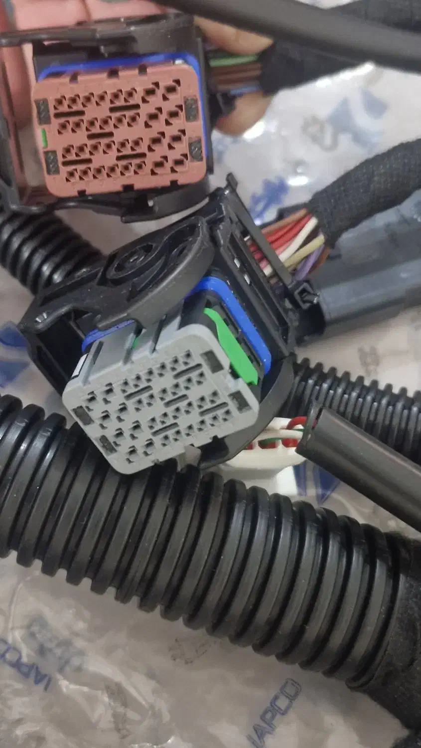 سیم کشی داخل موتور۲۰۶|قطعات یدکی و لوازم جانبی|تهران, سلیمانی|دیوار