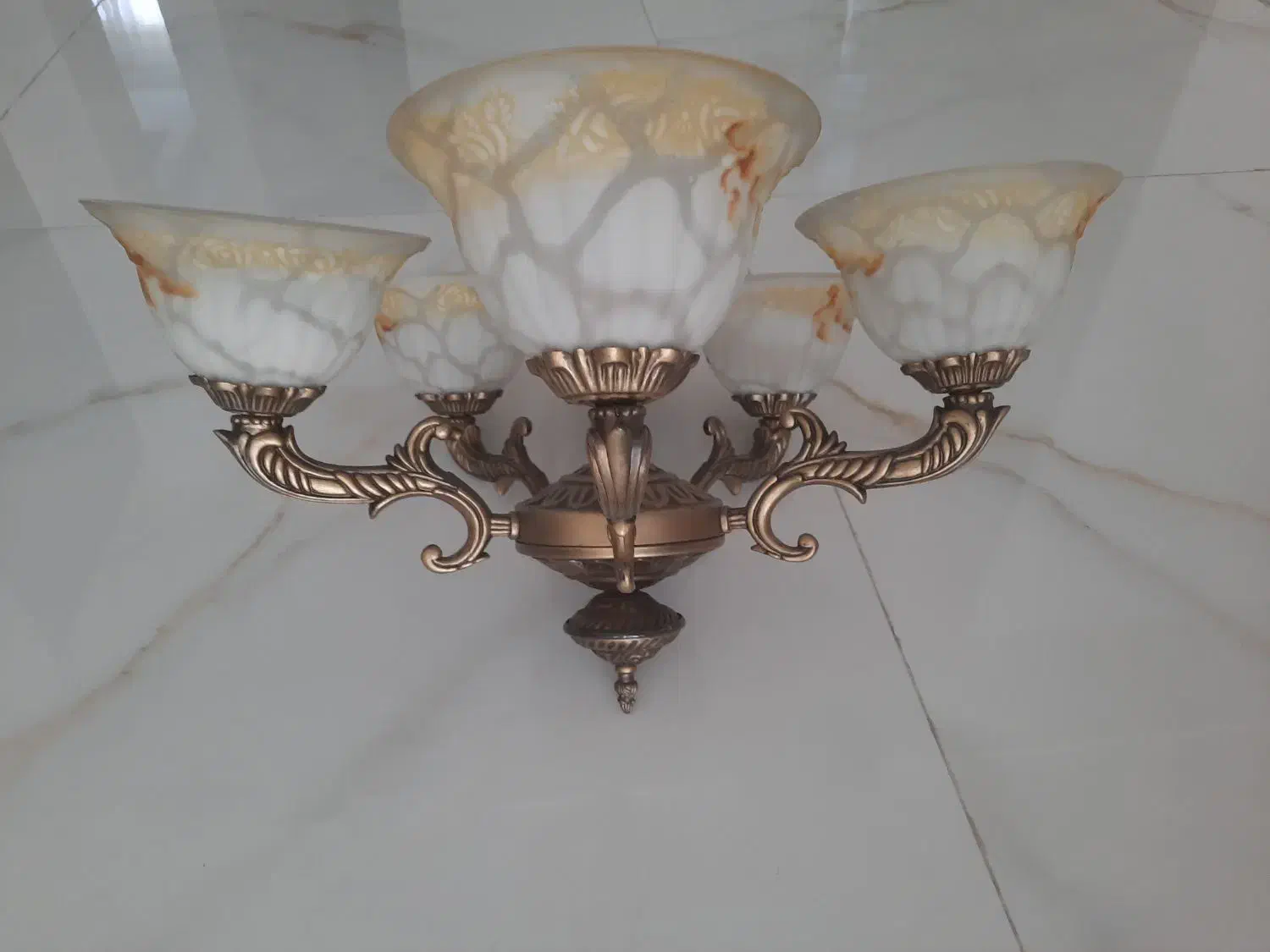 چراغ آویز( لوستر)|لوستر و چراغ آویز|رامسر, |دیوار