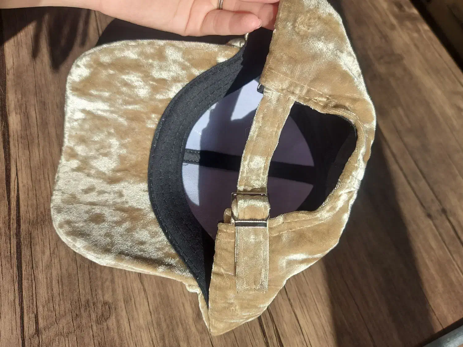 کلاه آفتابی / کپ|لباس|قدس, شهرقدس|دیوار