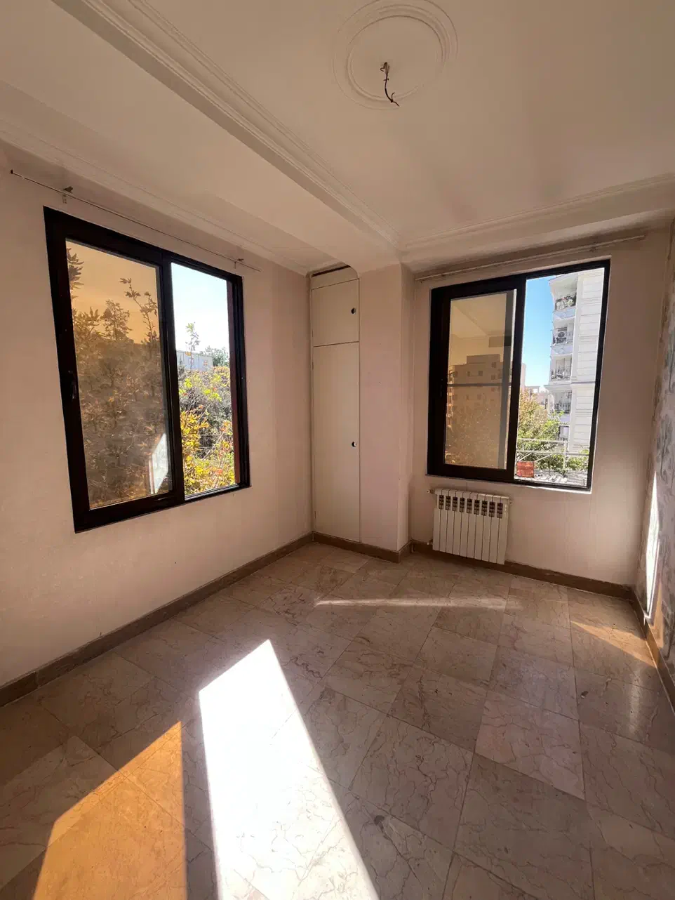 ۸۲ متر آپارتمان واقع در لویزان (شیان)|فروش آپارتمان|تهران, لویزان|دیوار