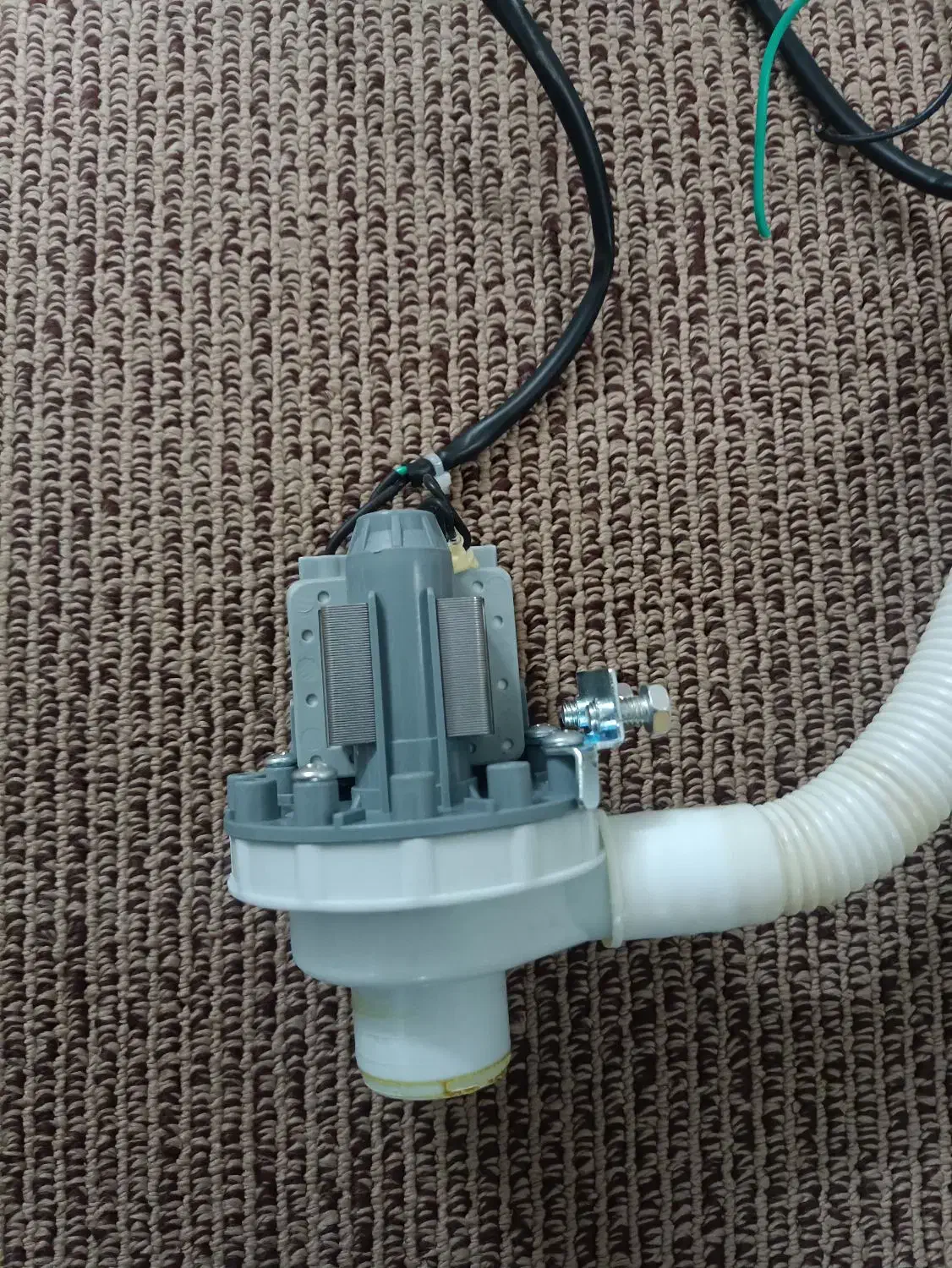 فروش پمپ تخلیه آب لباسشویی|ماشین لباسشویی و خشککن لباس|اردکان, |دیوار