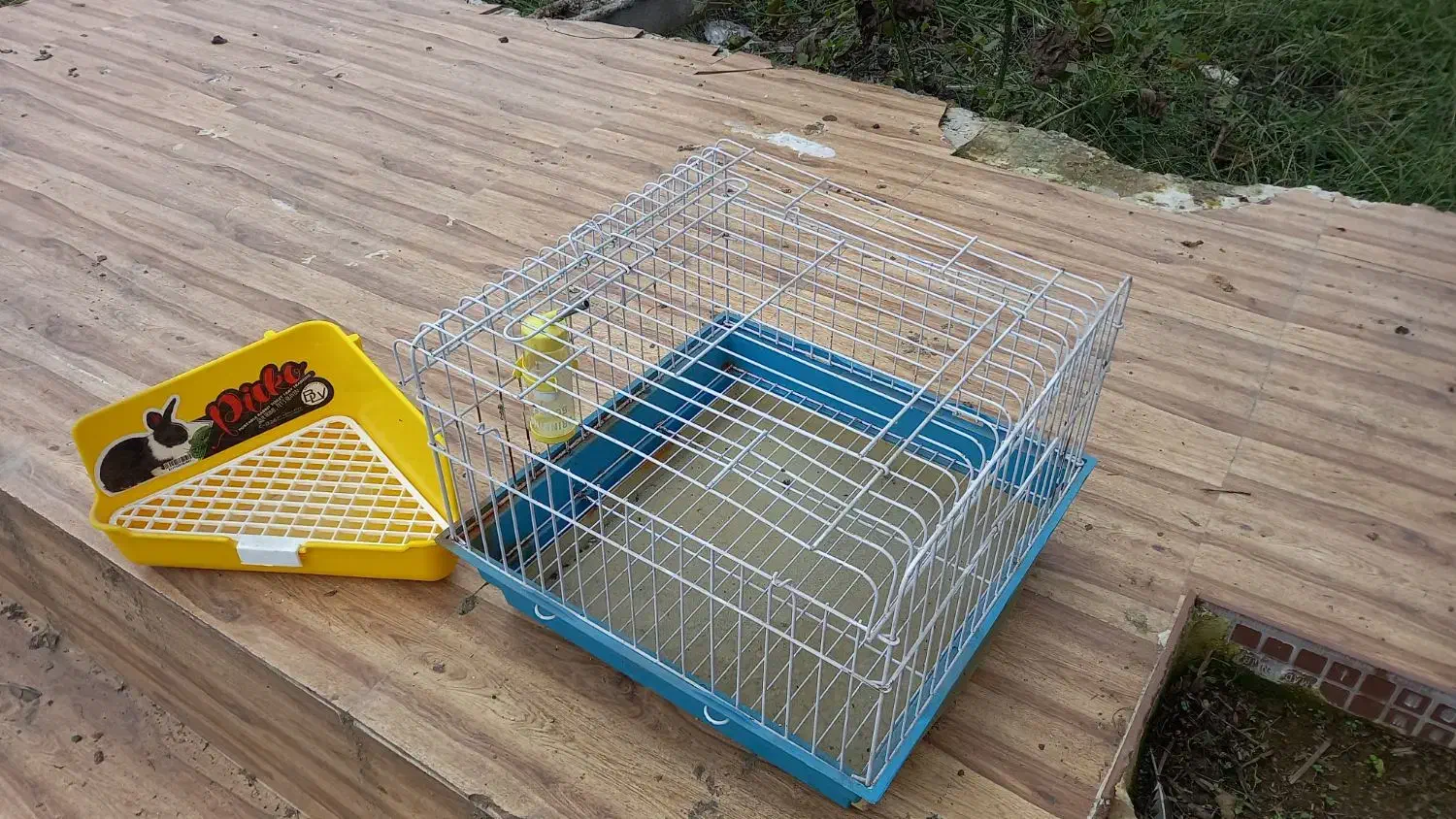 قفس خرگوش به همراه لوازم|موش و خرگوش|رشت, گلسار|دیوار