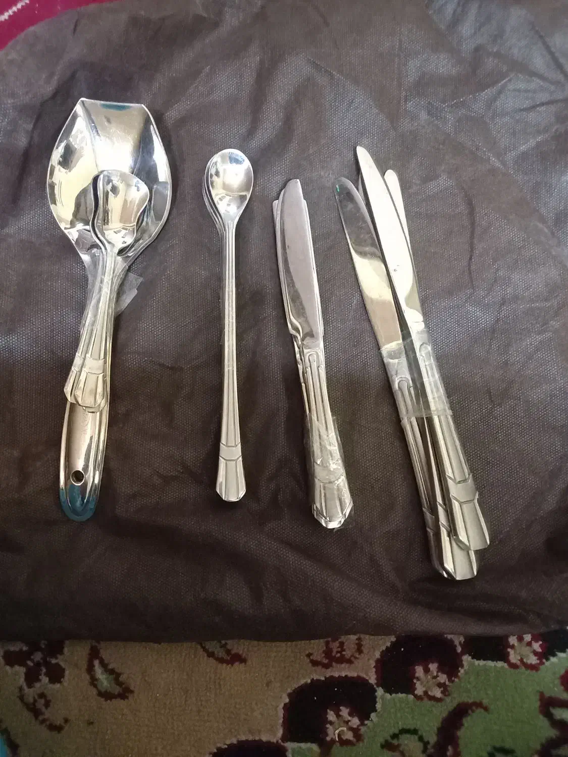 سرویس قاشق چنگال|ظروف سرو و پذیرایی|یزد, |دیوار