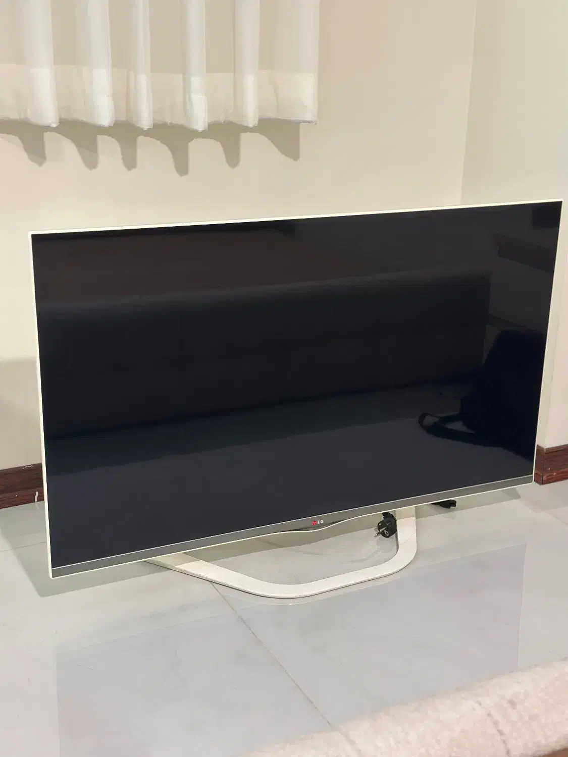 تلویزیون ال جی ۴۷ اینچ|تلویزیون و پروژکتور|اندیشه, شهرک کوثر|دیوار