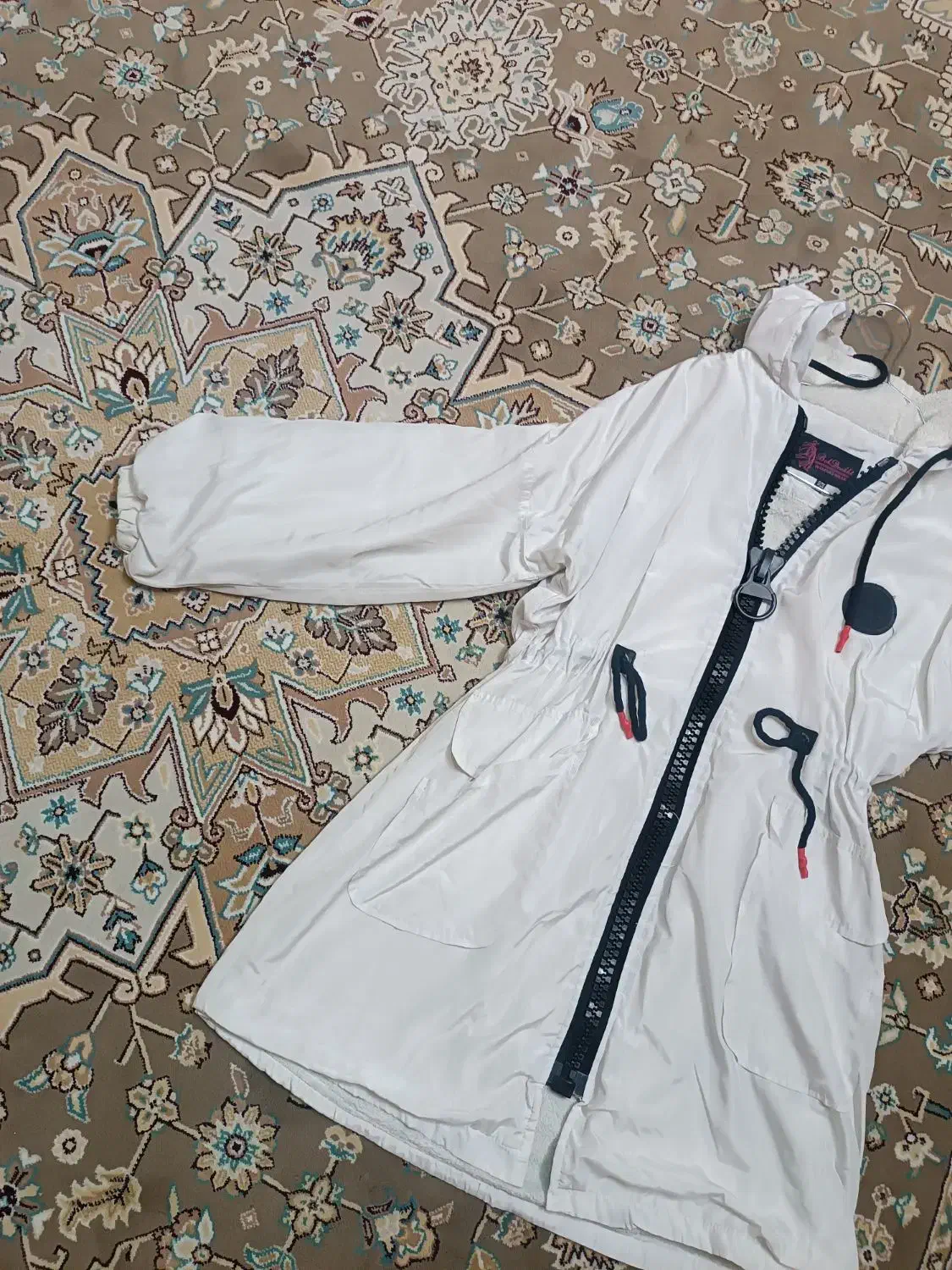 کافشن سفیدمناسب38/44|لباس|بروجرد, |دیوار