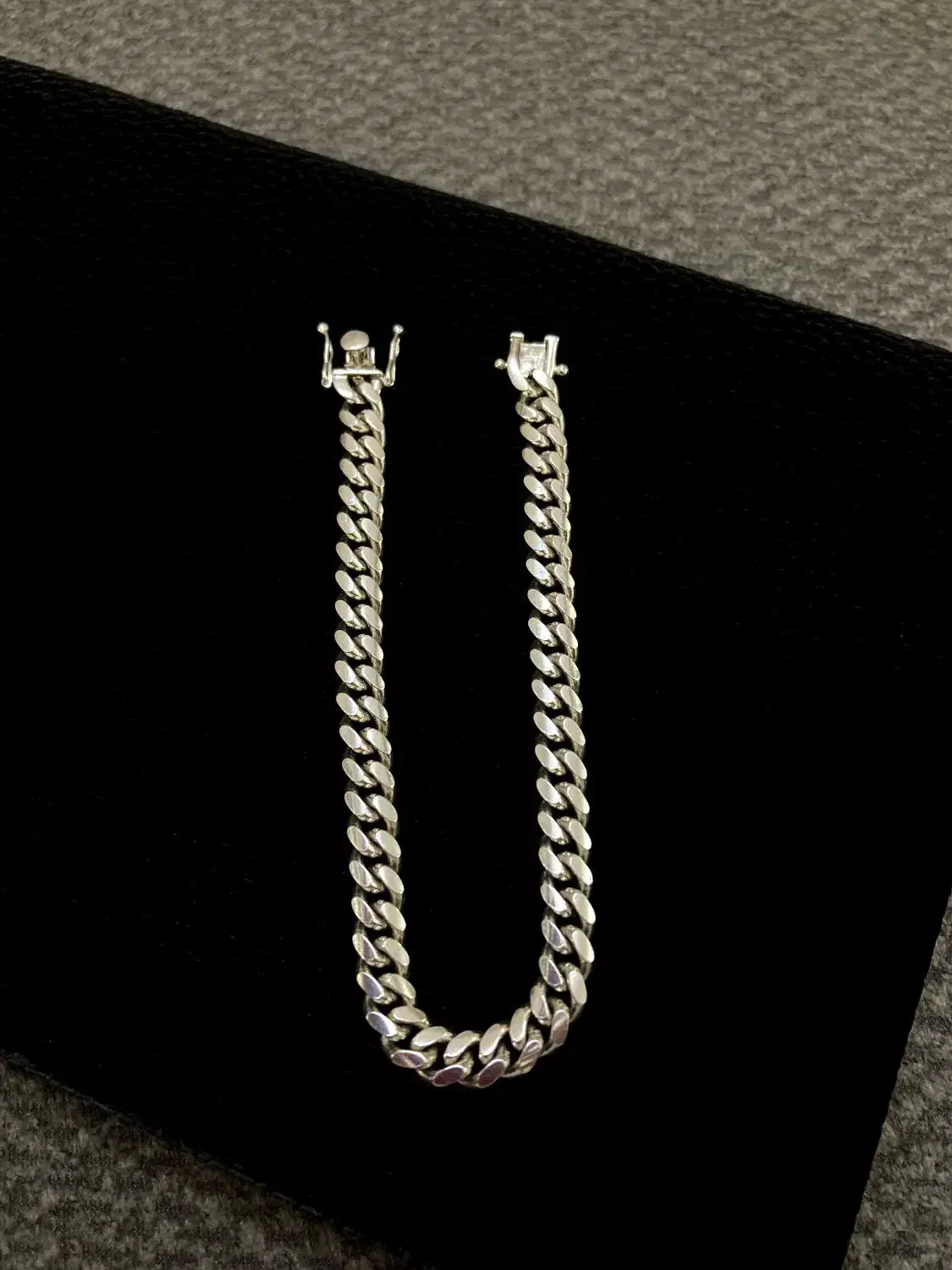 کارتیه قفل کوبایی نقره اورجینال|جواهرات|تهران, نیروی هوایی (پیروزی)|دیوار