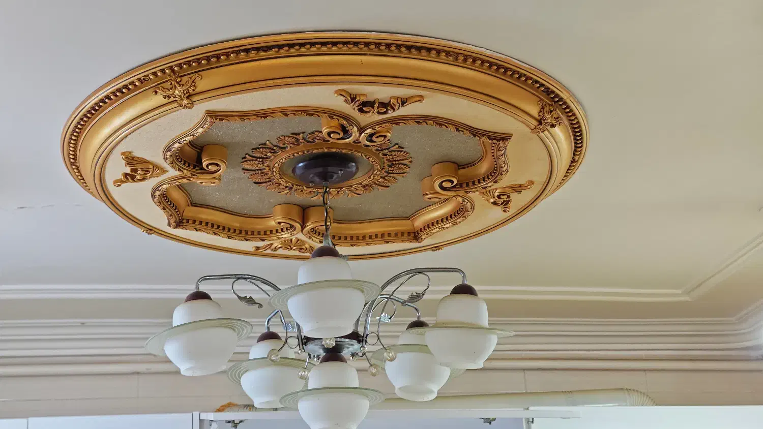 گل سقف ایتالیایی|لوستر و چراغ آویز|بهبهان, |دیوار