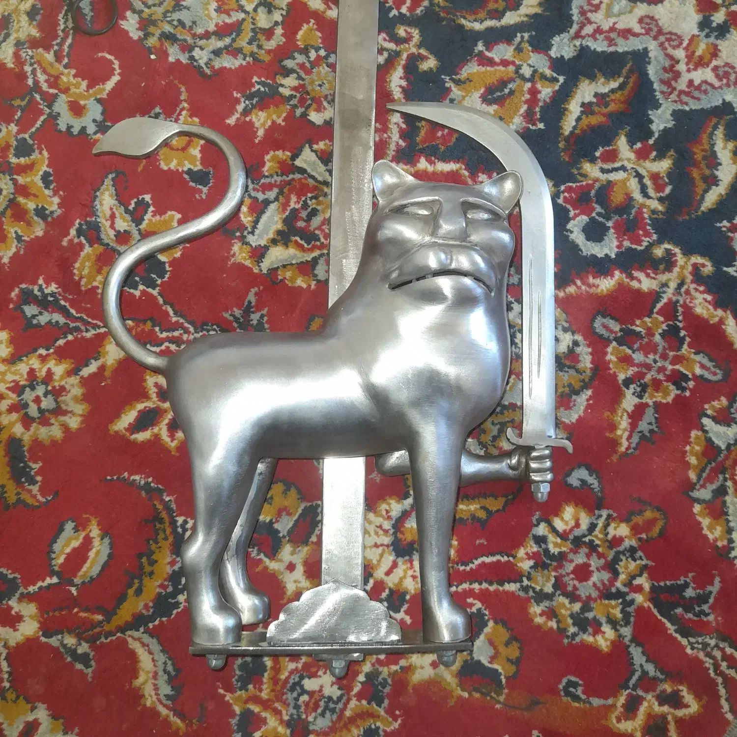 لوازم علامت علم طوق|کلکسیون اشیاء عتیقه|قدس, شهر‌قدس|دیوار