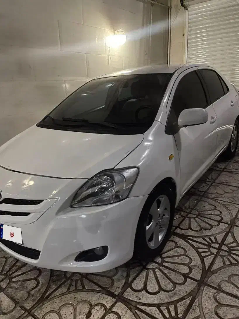 تویوتا یاریس ۲۰۰۸ بسیار سالم|خودرو سواری و وانت|تهران, آبشار تهران (دریاچه)|دیوار