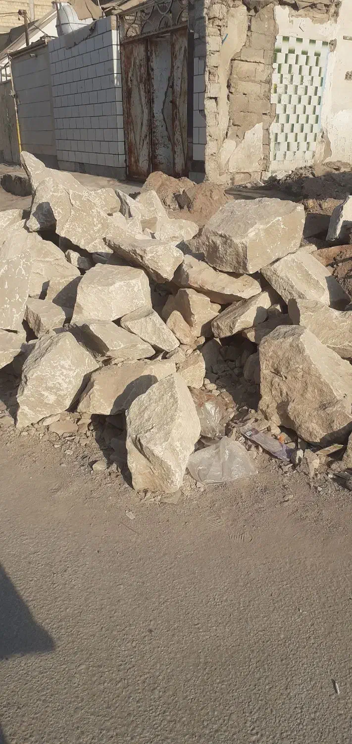 سنگ سنکاری نصف ماشین ازبنای اضافه مانده|مصالح و تجهیزات ساختمان|کارون, |دیوار