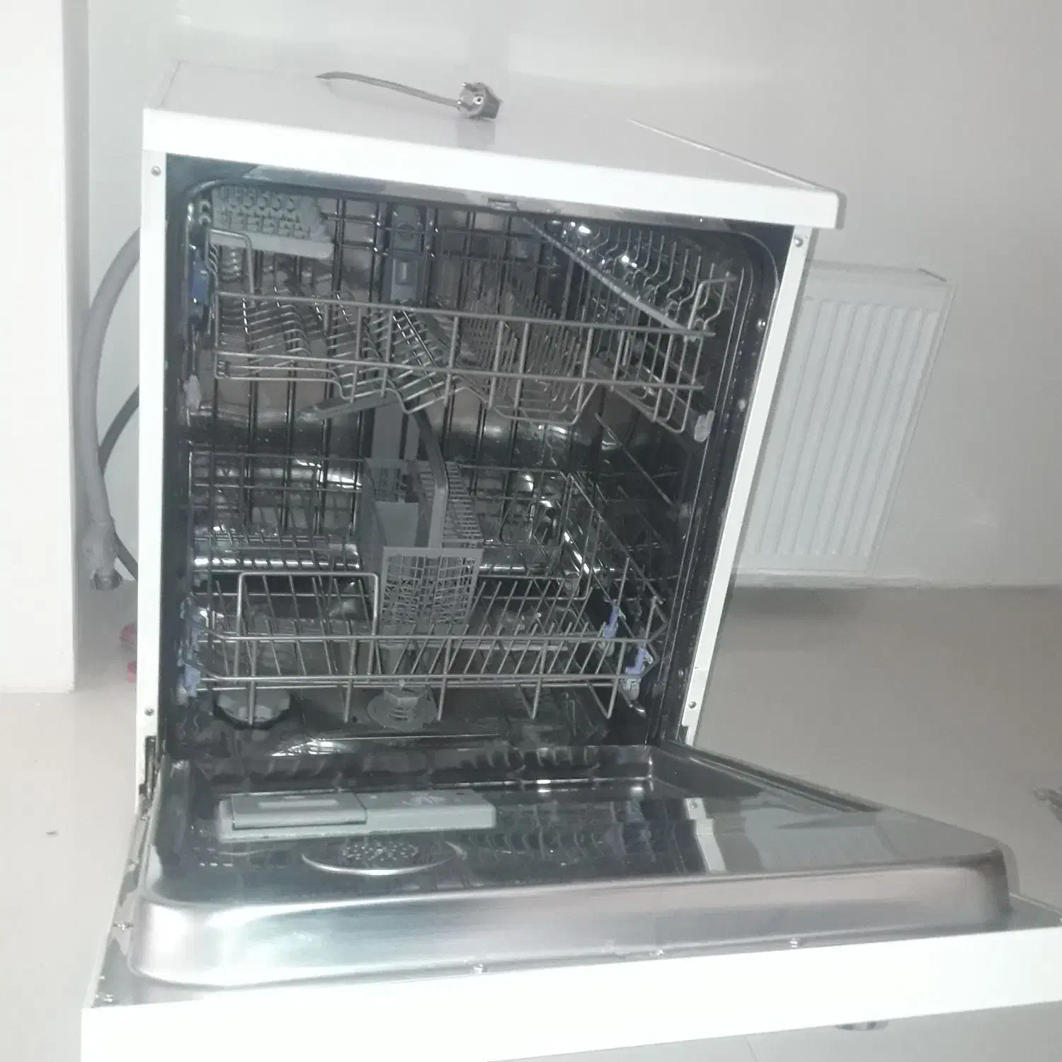 ظرفشویی الجی ۱۴ نفره سالم و تمیز در حد نو|ماشین ظرفشویی|مشهد, ولیعصر (شهرک غرب)|دیوار