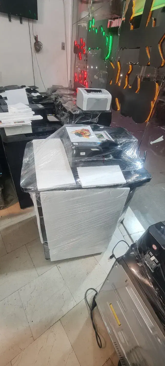 دستگاه های کپی استوک رنگی سیاه سفید|پرینتر، اسکنر، کپی، فکس|مشهد, شریف|دیوار