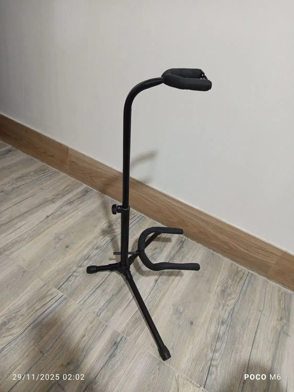 پایە ساز دیوان|گیتار، بیس، امپلیفایر|سقز, |دیوار