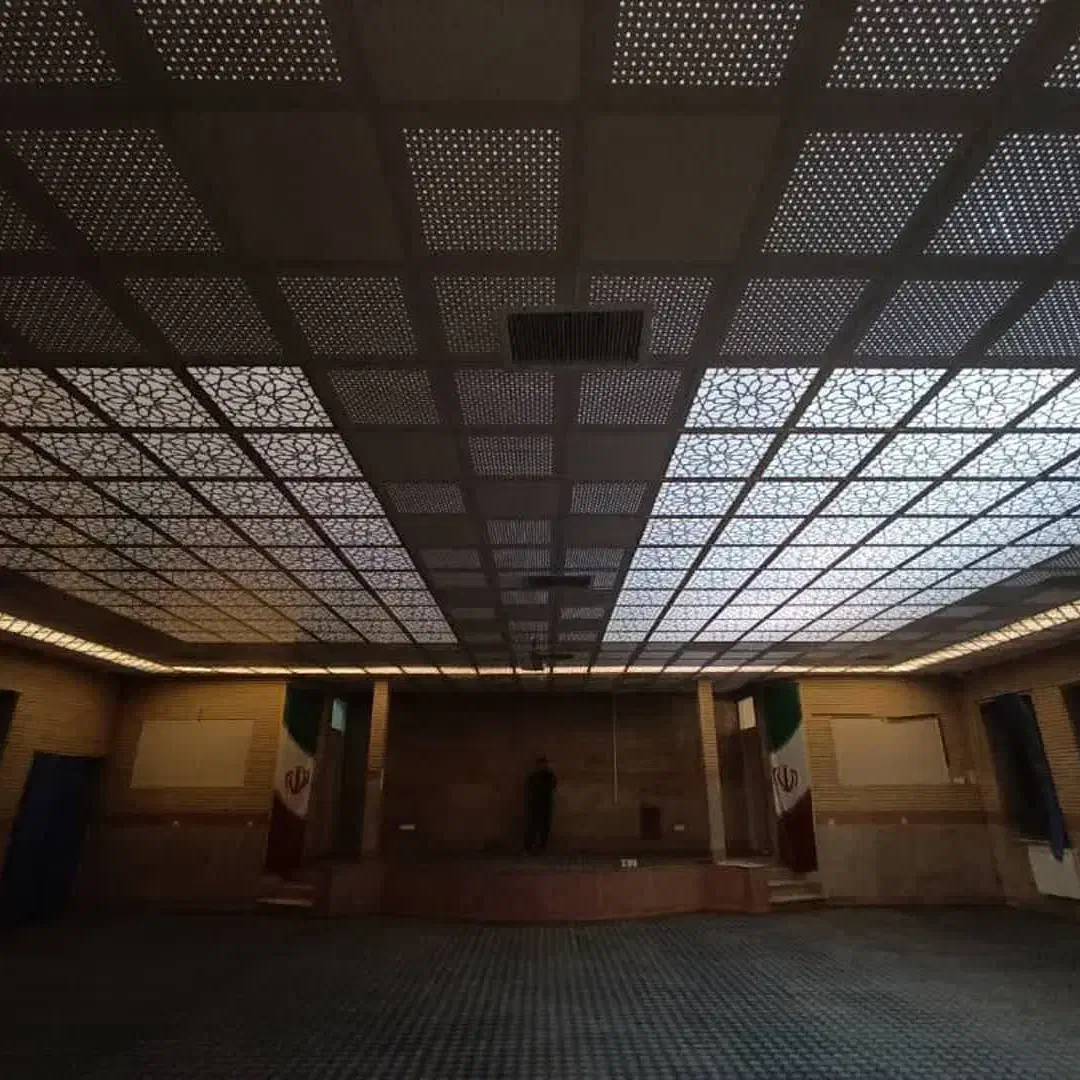 نصاب وفروش سقف کاذب قرنیز کفپوش کاغذ دیواری|خدمات پیشه و مهارت|اهواز, کوروش|دیوار