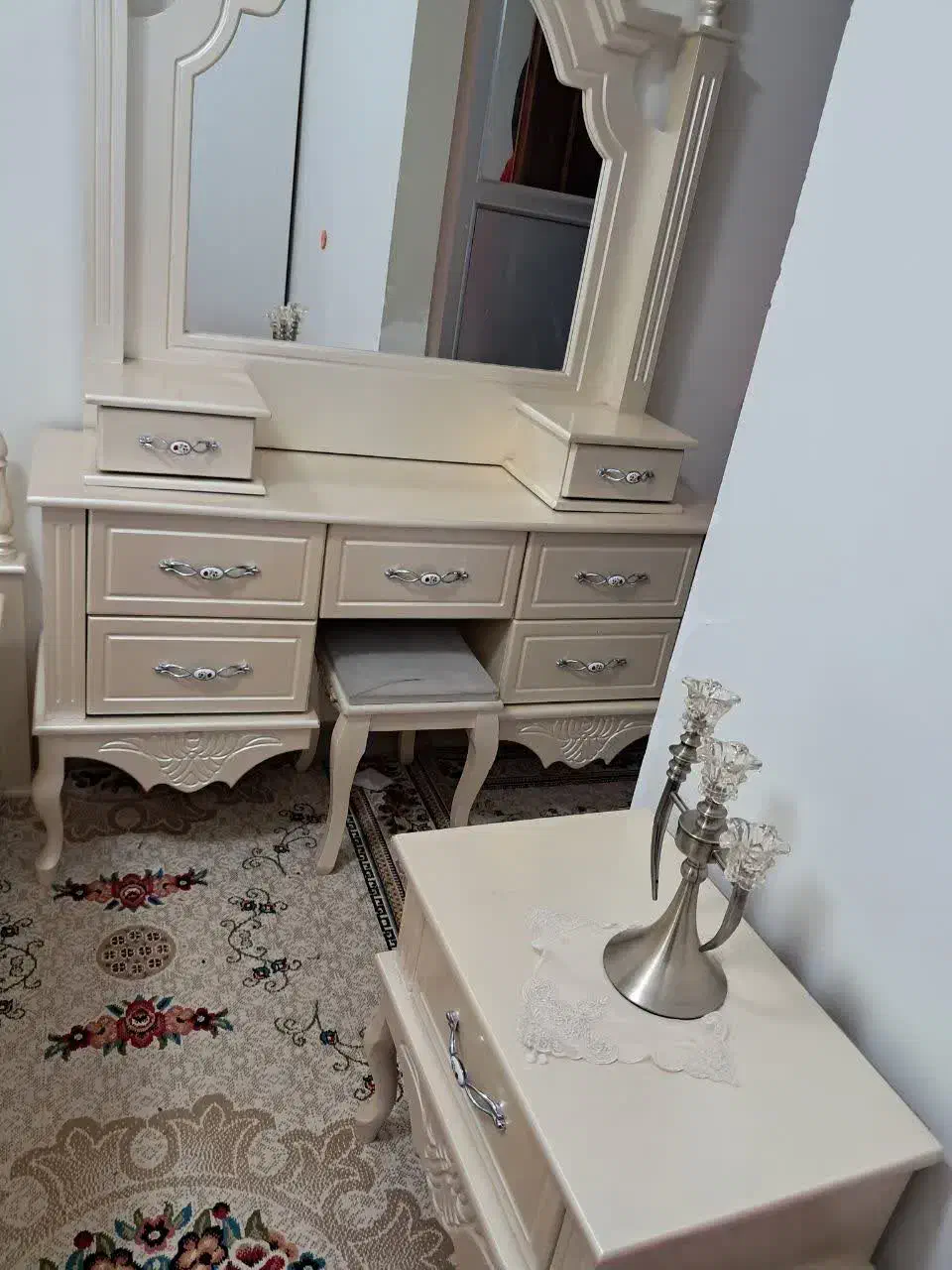 سرویس  خواب|تخت و سرویس خواب|ری, صفاییه (چشمه علی)|دیوار