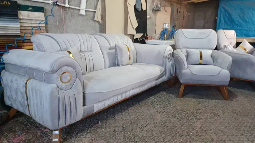 کارگاه تولیدی مبل خانگی و اداری|مبلمان خانگی و میز عسلی|گنبد کاووس, |دیوار