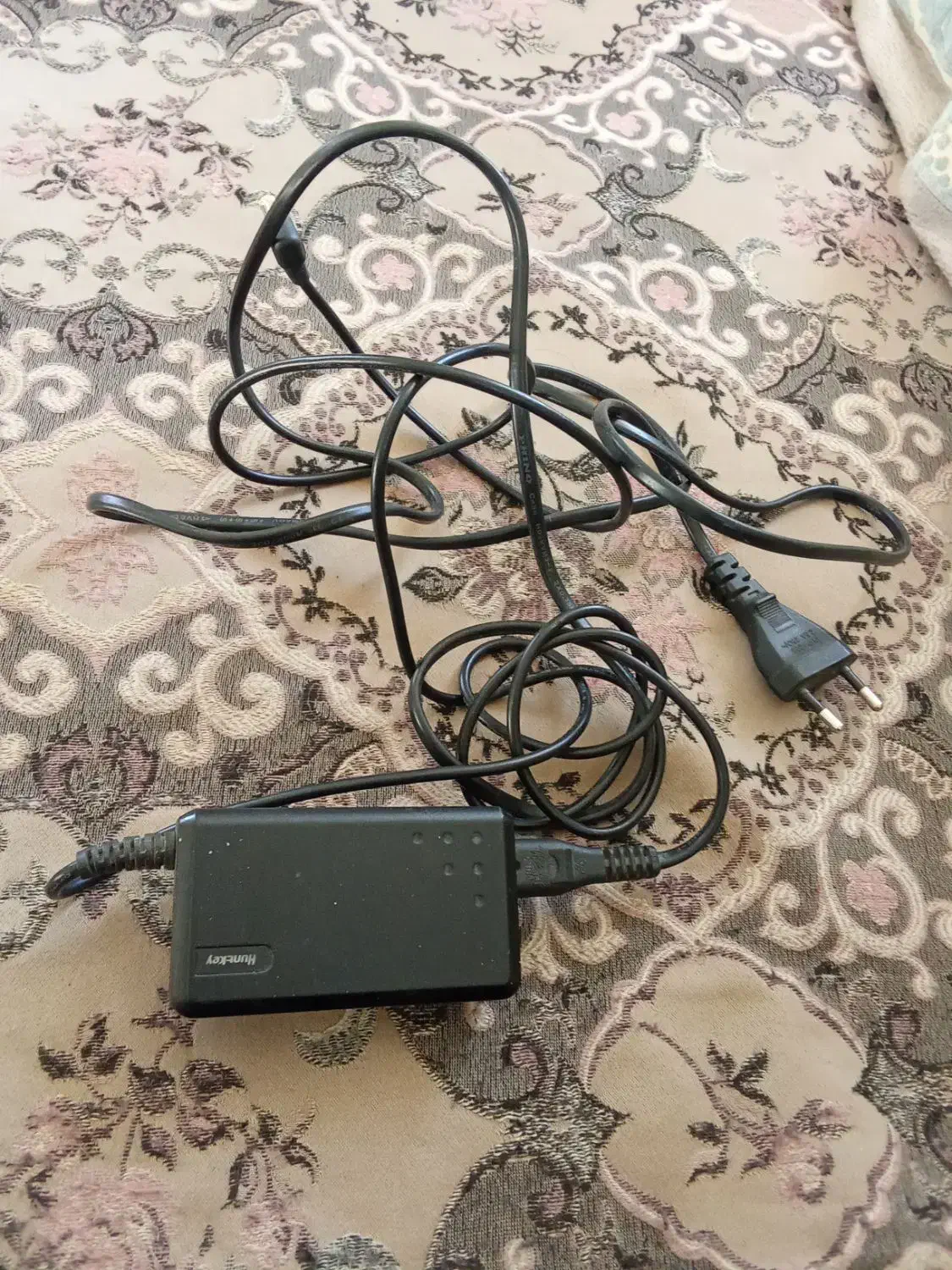 شارژاصلی ترازو دوربین لبتاب میشه استفاده کرد|لوازم جانبی موبایل و تبلت|کرمانشاه, |دیوار