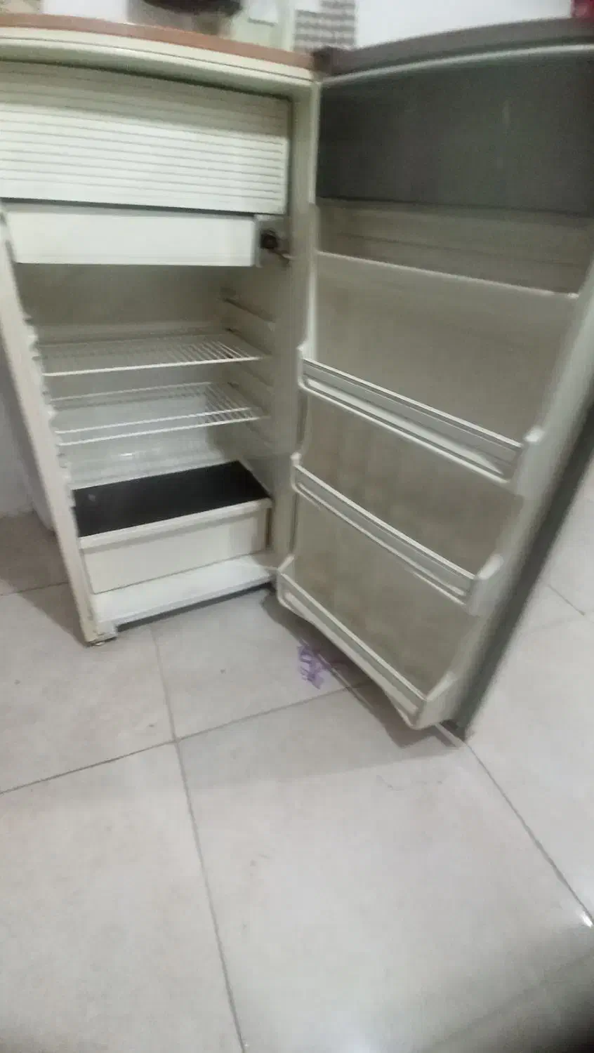 یخچال هفت فوت ازمایش|یخچال و فریزر|قروه, |دیوار