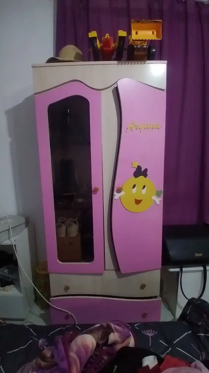 کمد|جاکفشی، کمد، دراور|مرزن‌آباد, |دیوار