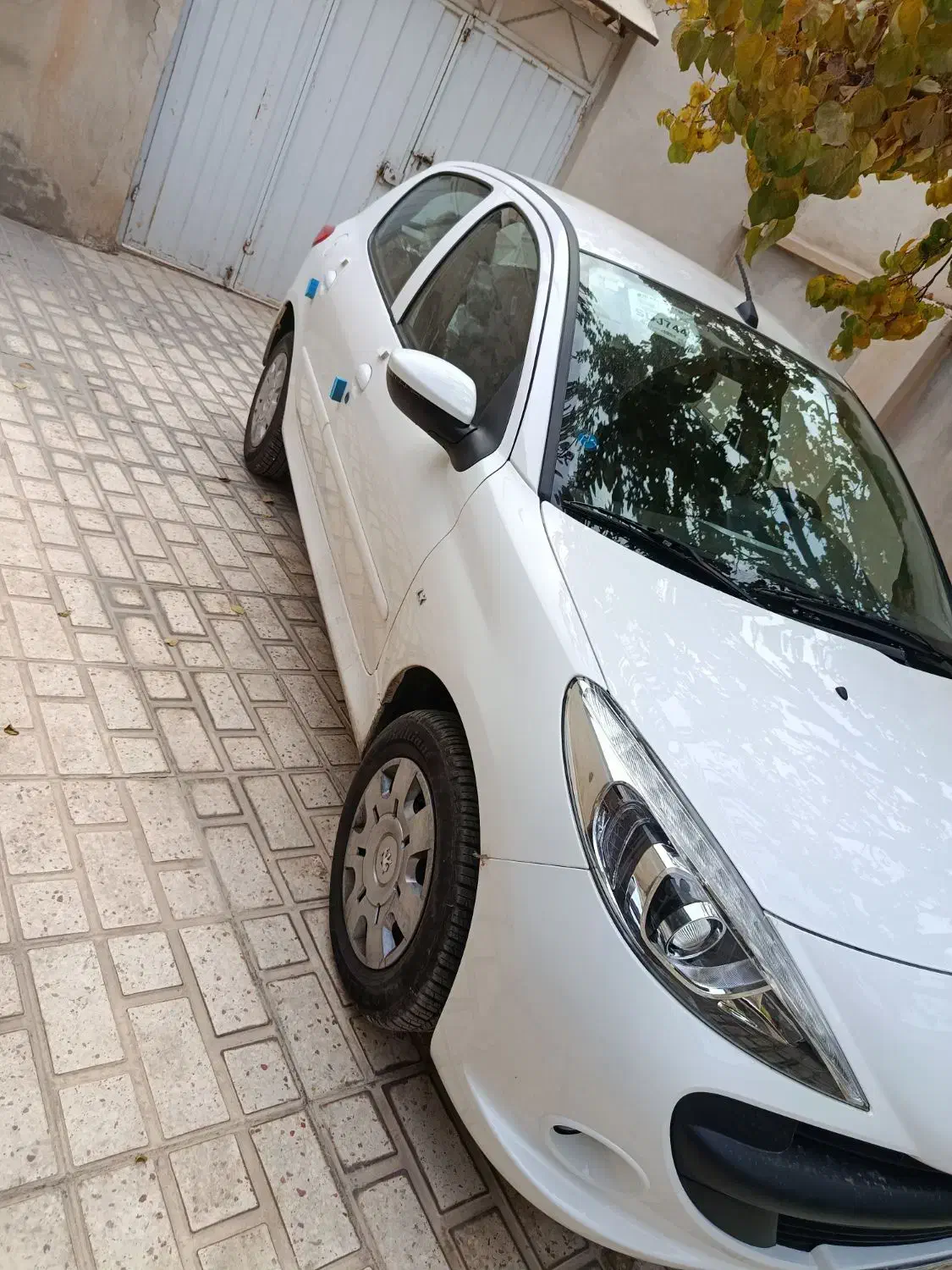 207 1404|خودرو سواری و وانت|بروجرد, |دیوار