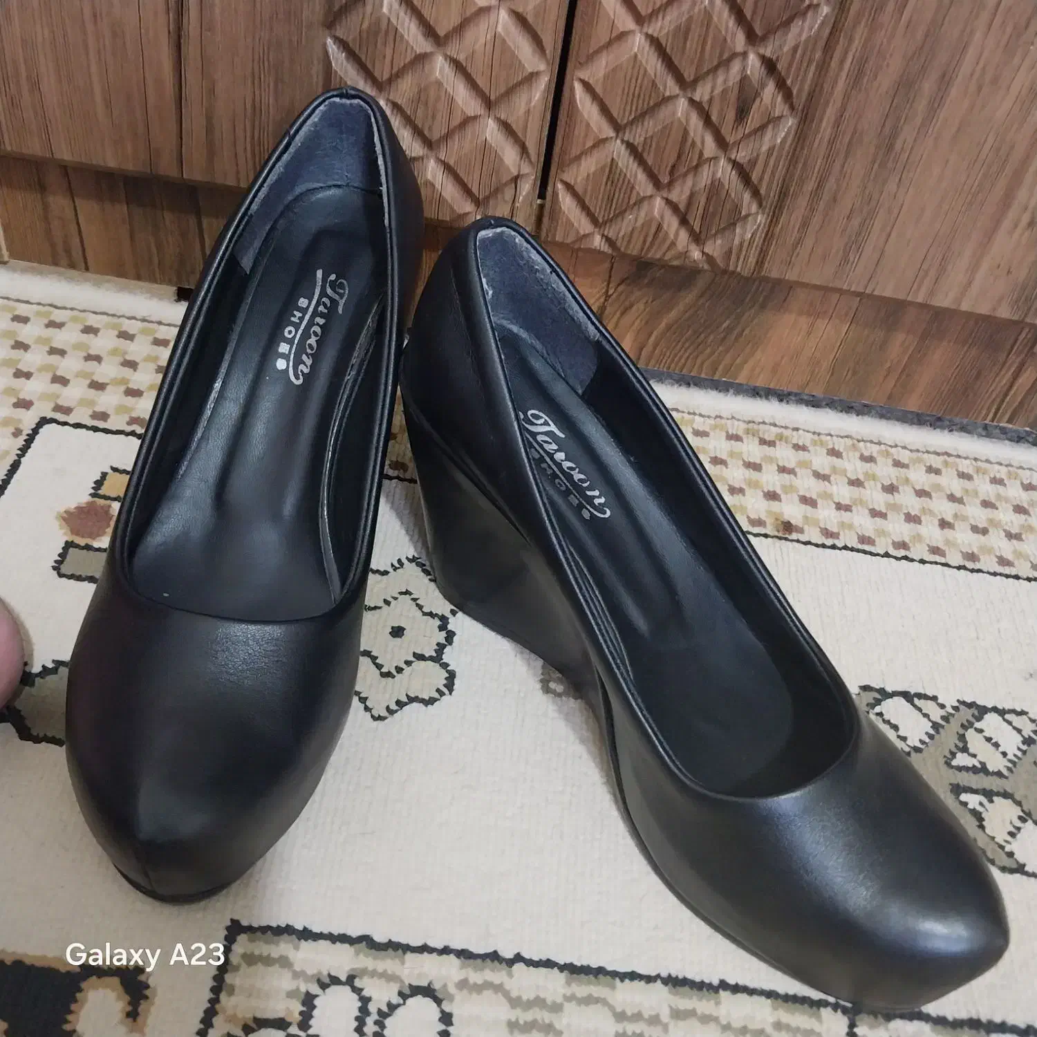 کفش زنانه شیک وراحت ۲۷۰هزارتومان|کیف، کفش، کمربند|شیراز, شهرک سعدی|دیوار