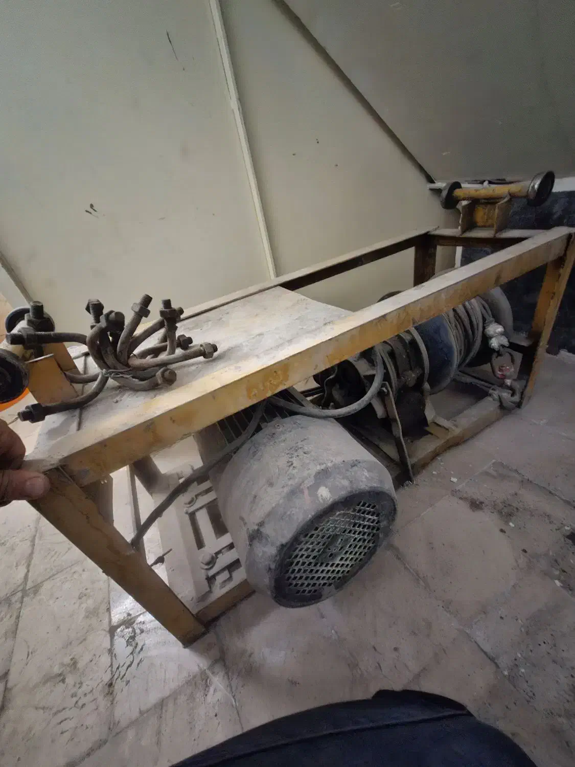 بالابر ساختمانی|مصالح و تجهیزات ساختمان|پردیس, فاز ۲|دیوار