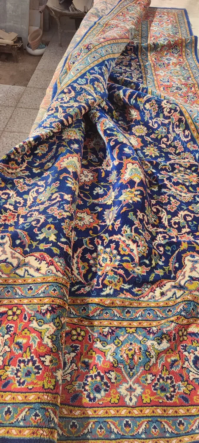 قالی|فرش|شاهین‌شهر, شهرک هشت بهشت|دیوار