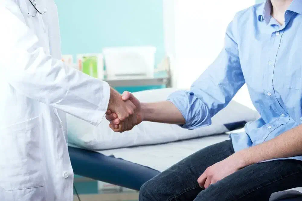 ترک اعتیاد / درمان سو مصرف مواد / سرم تراپی|خدمات آرایشگری و زیبایی|کرمانشاه, |دیوار