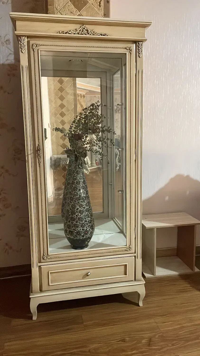 ست مبل استیل هفت نفره+دو صندلی میزبان وبوفه|مبلمان خانگی و میز عسلی|تهران, شهرک هما|دیوار