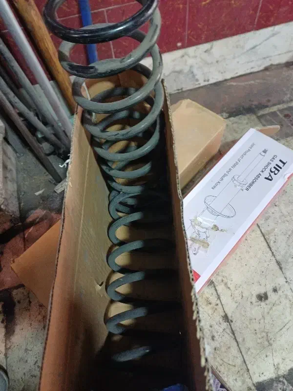 4 عدد کمک فنر جلو ساینا ویک جفت بورژین|قطعات یدکی و لوازم جانبی|تبریز, |دیوار