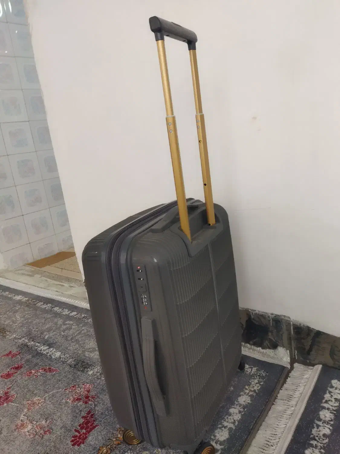 چمدان نو بدون استفاده|کیف، کفش، کمربند|جوانرود, |دیوار