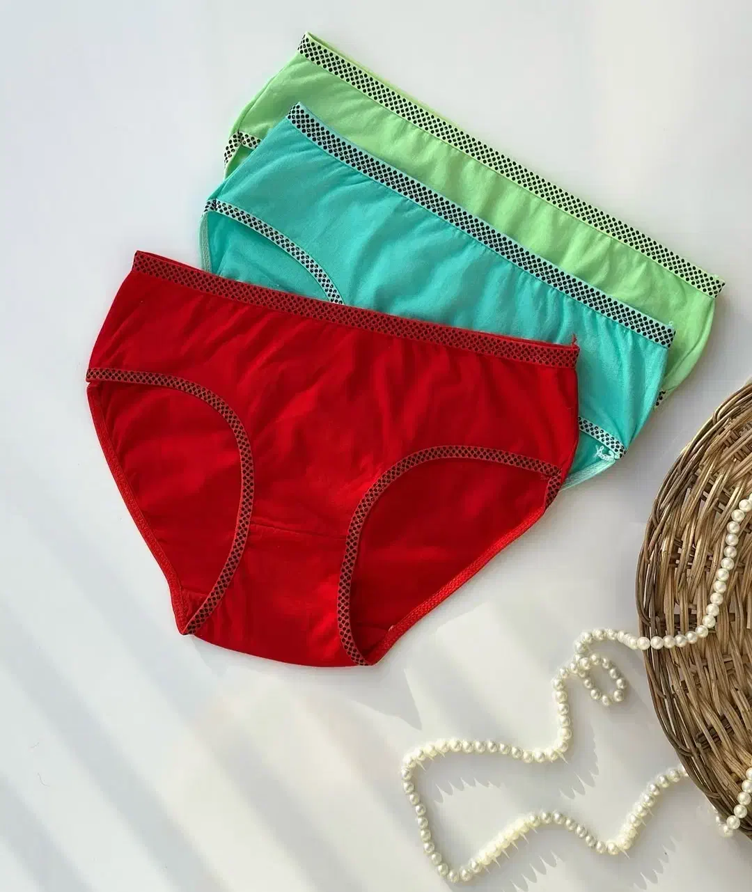 لباس زیر|لباس|دامغان, |دیوار