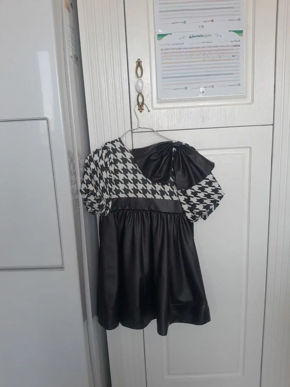 لباس و کفش مجلسی ، مشکی و روشن ، و گوشگیر|کفش و لباس بچه|مشهد, کلاهدوز|دیوار