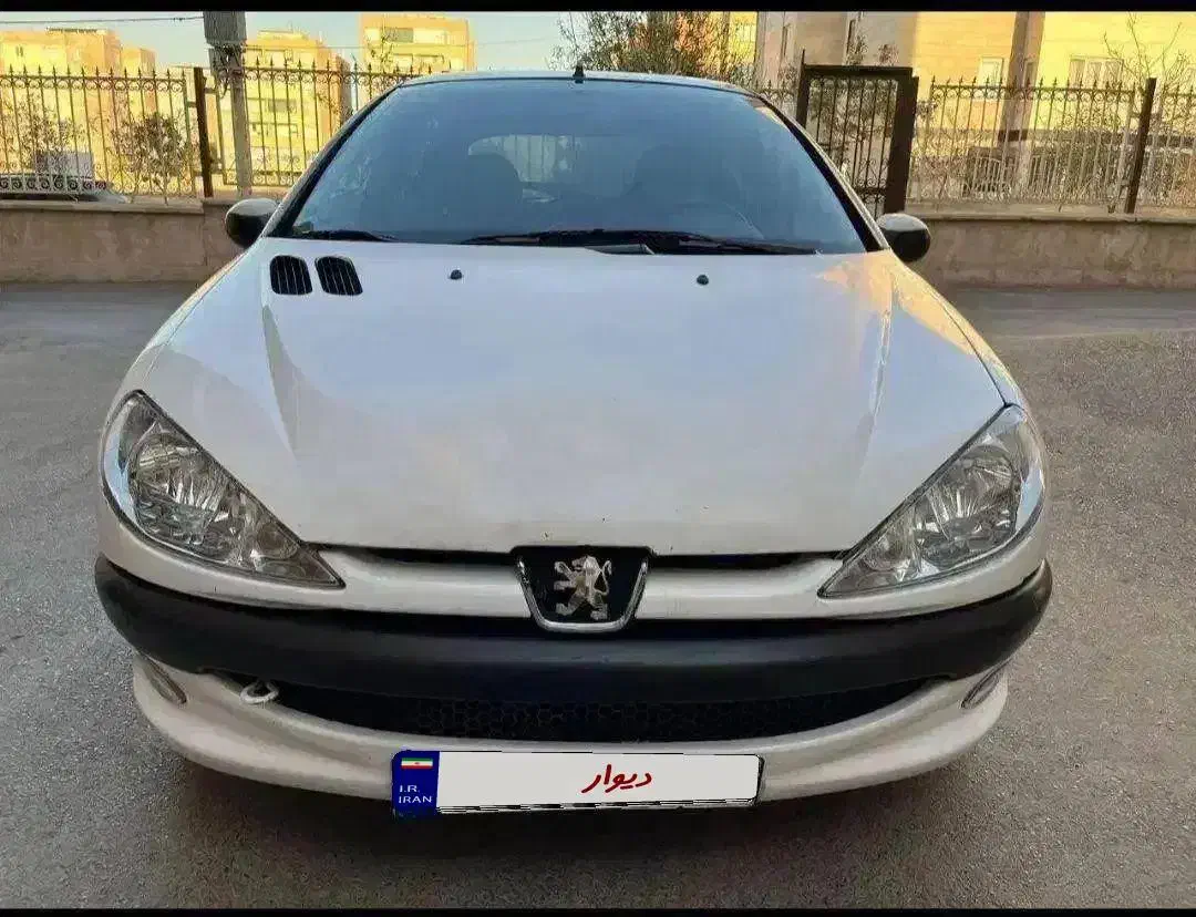 پژو 206 مدل 98 تیپ دو کارمندی در حدصفر|خودرو سواری و وانت|تربت‌حیدریه, میدان مرکزی|دیوار