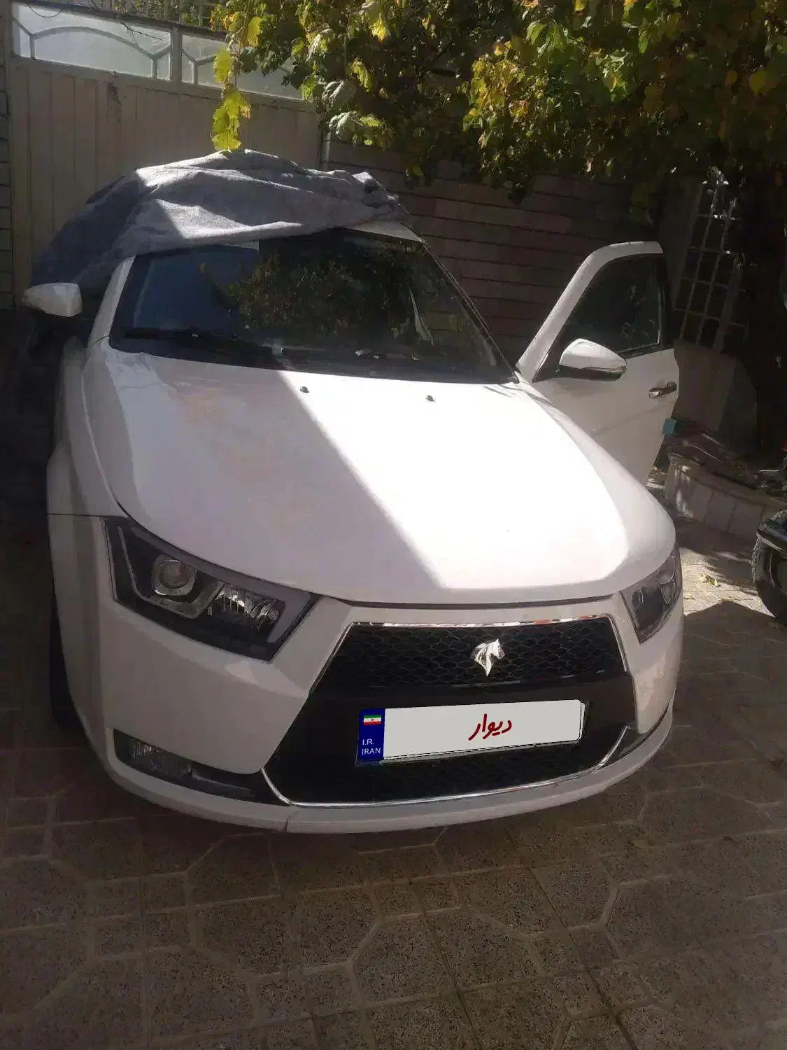 دنا پلاس۵دنده(بورسی)۱۴۰۳خشک بدون کارکرد|خودرو سواری و وانت|صحنه, |دیوار